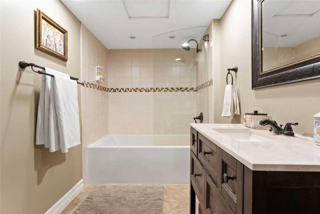 Perfection Near The River - 4 Bedroom Villa Complimentary Breakfast Delivered Daily To The Rental Niagara-Fälle Exterior foto