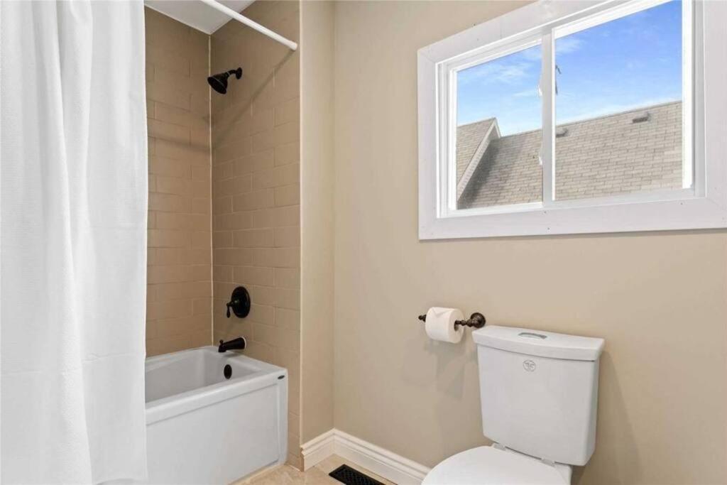 Perfection Near The River - 4 Bedroom Villa Complimentary Breakfast Delivered Daily To The Rental Niagara-Fälle Exterior foto